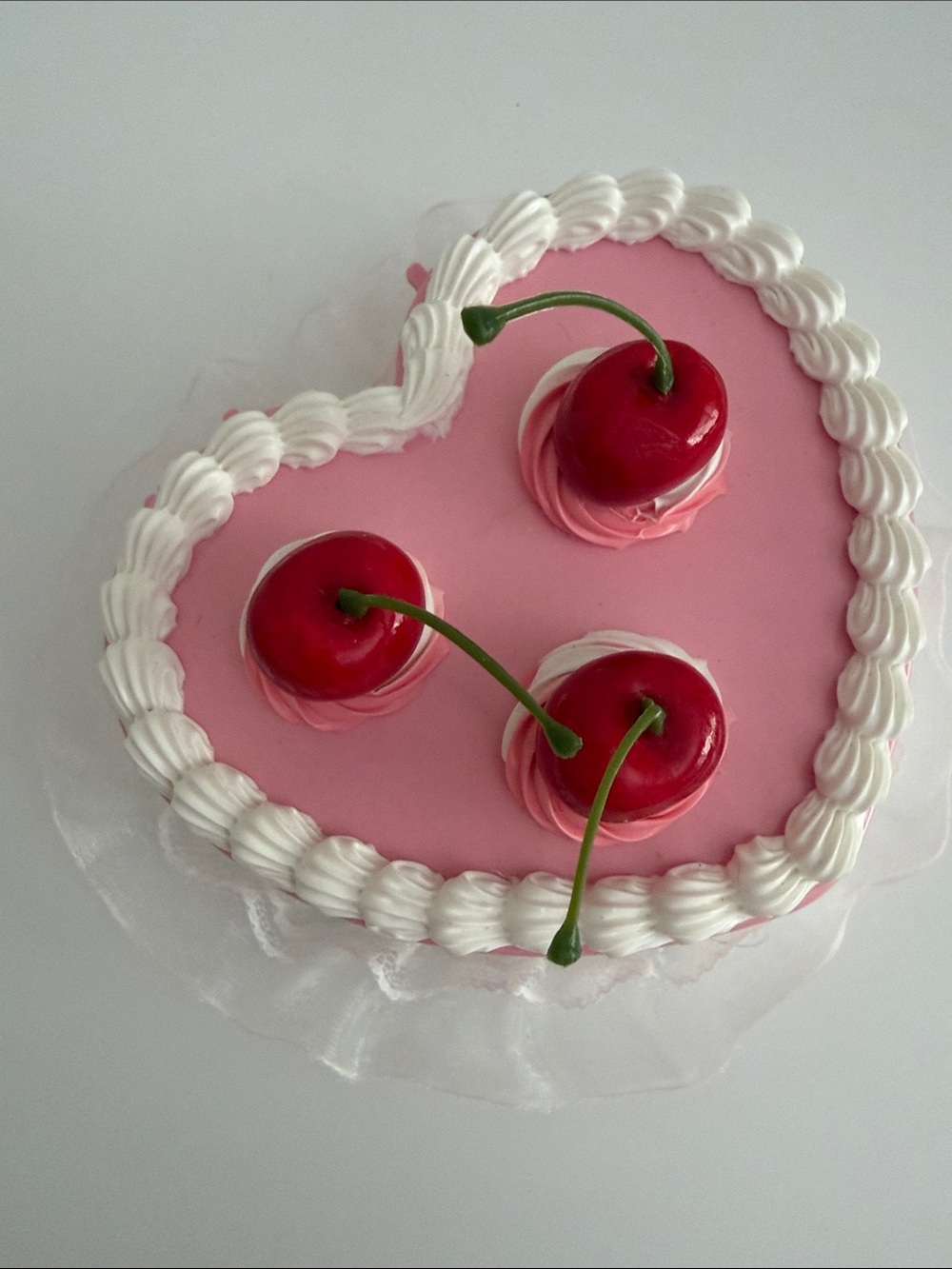 Fake Cake Jewelry Box - Picture 2 of 4